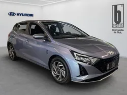 Blau metallic Neu 2025 Hyundai i20 Trend Limousine | 23.990 € (Etwas zu teuer)
