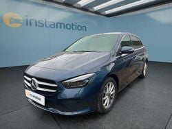 Blau Gebraucht 2019 Mercedes B220 Van / Kleinbus | 27.049 € (Teuer)