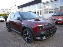 Rot Neu 2025 Renault 4 E-Tech Komfort SUV | 33.290 € (Guter Preis)