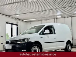 Weiß Gebraucht 2020 VW Caddy Trendline Van / Kleinbus | 14.980 € (Guter Preis)