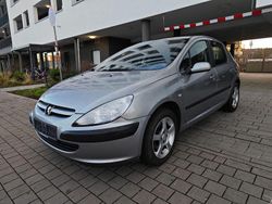 Grau Gebraucht 2005 Peugeot 307 Tendance Kleinwagen | 1.300 € (Guter Preis)
