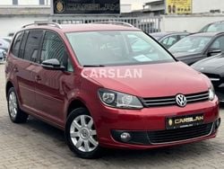 Rot Gebraucht 2012 VW Touran Style Van / Kleinbus | 13.498 € (Etwas zu teuer)