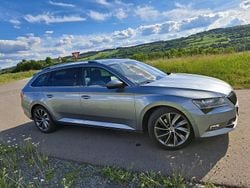 Silber Gebraucht 2017 Skoda Superb LAURIN & KLEMENT Kombi | 13.250 € (Fairer Preis)