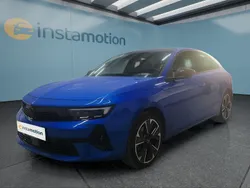 Blau Gebraucht 2023 Opel Astra Limousine | 26.849 € (Fairer Preis)