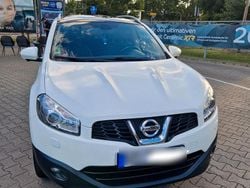 Weiß Gebraucht 2012 Nissan Qashqai +2 SUV | 7.900 € (Fairer Preis)