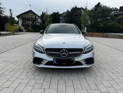 Silber Gebraucht 2018 Mercedes C220 Kombi | 24.900 €