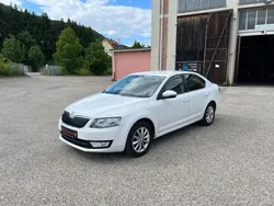 Weiß Gebraucht 2014 Skoda Octavia Ambition Limousine | 6.990 € (Superpreis)