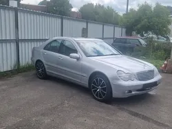 Silber Gebraucht 2003 Mercedes C180 Limousine | 3.990 € (Fairer Preis)