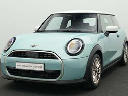 Grün Gebraucht 2024 Mini Cooper Favoured Kleinwagen | 25.184 € (Guter Preis)