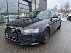 Blau Gebraucht 2012 Audi A4 Attraction Limousine | 9.890 € (Fairer Preis)