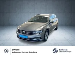 Silber Gebraucht 2024 VW Passat Business Kombi | 28.977 € (Guter Preis)