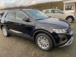 Deepblack Neu 2024 VW T-Roc R SUV | 31.580 € (Guter Preis)
