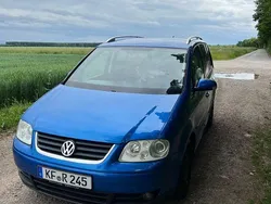 Blau Gebraucht 2004 VW Touran Highline Van / Kleinbus | 1.200 € (Superpreis)