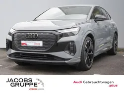 Kieselgrau Gebraucht 2022 Audi Q4 Sportback e-tron Advanced SUV | 29.630 € (Etwas zu teuer)