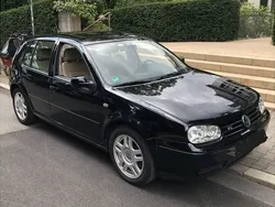 Schwarz Gebraucht 1999 VW Golf IV Highline Limousine | 3.700 € (Fairer Preis)
