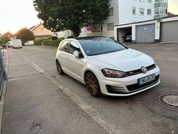 Weiß Gebraucht 2015 VW Golf VII GTI Limousine | 17.300 € (Fairer Preis)