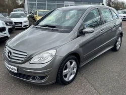 Grau Gebraucht 2005 Mercedes B150 Van / Kleinbus | 6.300 € (Etwas zu teuer)