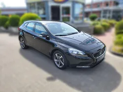 Metallic Gebraucht 2016 Volvo V40 Kombi | 14.000 € (Fairer Preis)