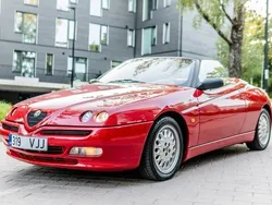 Rot Gebraucht 1998 Alfa Romeo Spider Cabrio | 11.900 €