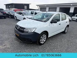 Weiß Gebraucht 2018 Dacia Sandero Acces Kleinwagen | 5.599 € (Guter Preis)