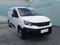 Weiß Gebraucht 2021 Peugeot Partner Premium Van / Kleinbus | 14.940 € (Etwas zu teuer)