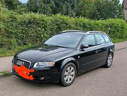 Schwarz Gebraucht 2005 Audi A4 Kombi | 2.000 € (Superpreis)