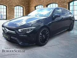 Metalliclack kosmosschwarz Gebraucht 2021 Mercedes CLA35 AMG Shooting Brake AMG Kombi | 41.300 € (Fairer Preis)