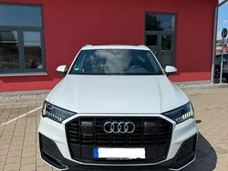 Weiß Gebraucht 2024 Audi Q7 S-Line SUV | 89.000 € (Teuer)