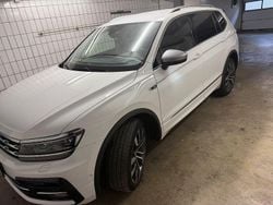Weiß Gebraucht 2020 VW Tiguan SUV | 32.900 € (Etwas zu teuer)