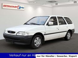 Weiß Gebraucht 1993 Ford Escort Kombi | 699 €