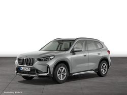 Spacesilber metallic Gebraucht 2024 BMW X1 Comfort Edition SUV | 52.194 € (Teuer)
