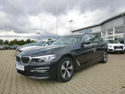 Grau Gebraucht 2020 BMW 520 Limousine | 27.900 € (Guter Preis)