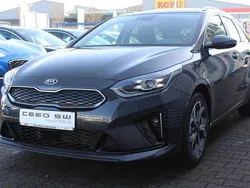 Pentametal (anthrazit) Gebraucht 2021 Kia Ceed Sportswagon Platinum Kombi | 22.877 € (Fairer Preis)