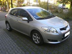 Silber metallic Gebraucht 2007 Toyota Auris Sol Limousine | 10.999 €