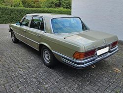 Grün Gebraucht 1976 Mercedes 450 Limousine | 29.999 €