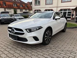 Weiß Gebraucht 2022 Mercedes A250 Business Limousine | 20.450 € (Guter Preis)