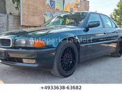 Grün Gebraucht 1996 BMW 728 Limousine | 7.990 € (Fairer Preis)