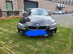 Schwarz Gebraucht 2014 BMW 318 Kombi | 5.549 € (Fairer Preis)