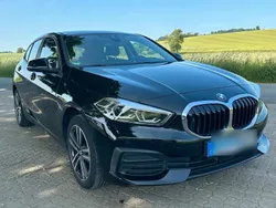 Schwarz Gebraucht 2022 BMW 118 Kleinwagen | 21.300 € (Fairer Preis)
