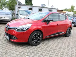 Rot Gebraucht 2015 Renault Clio IV Kleinwagen | 6.900 € (Fairer Preis)