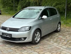 Silber Gebraucht 2010 VW Golf Plus Team Van / Kleinbus | 8.900 € (Fairer Preis)