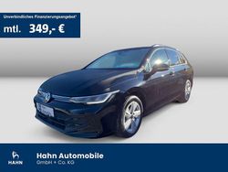 Grenadillschwarz metallic Gebraucht 2024 VW Golf VIII Life Kombi | 25.795 € (Fairer Preis)