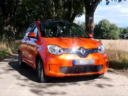 Orange Gebraucht 2022 Renault Twingo Kleinwagen | 13.500 € (Fairer Preis)