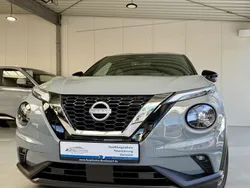 Grau Gebraucht 2025 Nissan Juke N-Connecta SUV | 21.870 € (Fairer Preis)