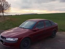 Andere farben Gebraucht 1998 Opel Vectra Limousine | 2.149 € (Etwas zu teuer)