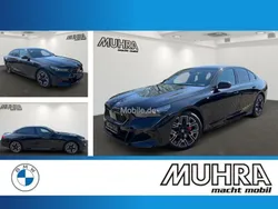 Saphirschwarz metallic Neu 2025 BMW i5 M Sport Limousine | 65.990 € (Superpreis)