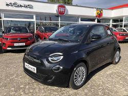 Schwarz Gebraucht 2025 Fiat 500e Red Kleinwagen | 24.789 € (Superpreis)