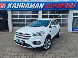 Weiß Gebraucht 2016 Ford Kuga Titanium SUV | 11.999 € (Fairer Preis)