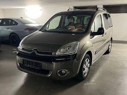 Braun Gebraucht 2012 Citroën Berlingo SELECTION Van / Kleinbus | 13.799 €