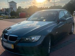 Grau Gebraucht 2007 BMW 320 Limousine | 6.399 € (Etwas zu teuer)